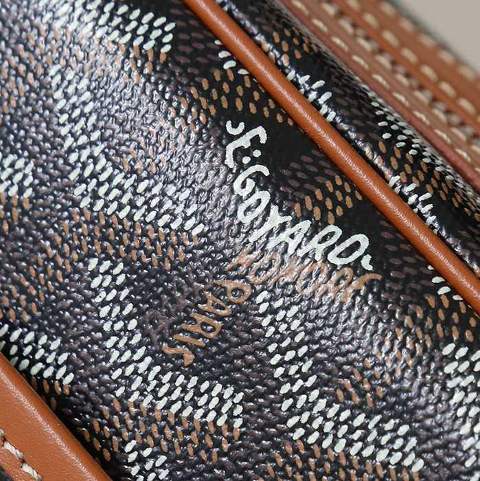 GOYARD カメラバッグ カーフレザー メンズ 22.5×13×7cm