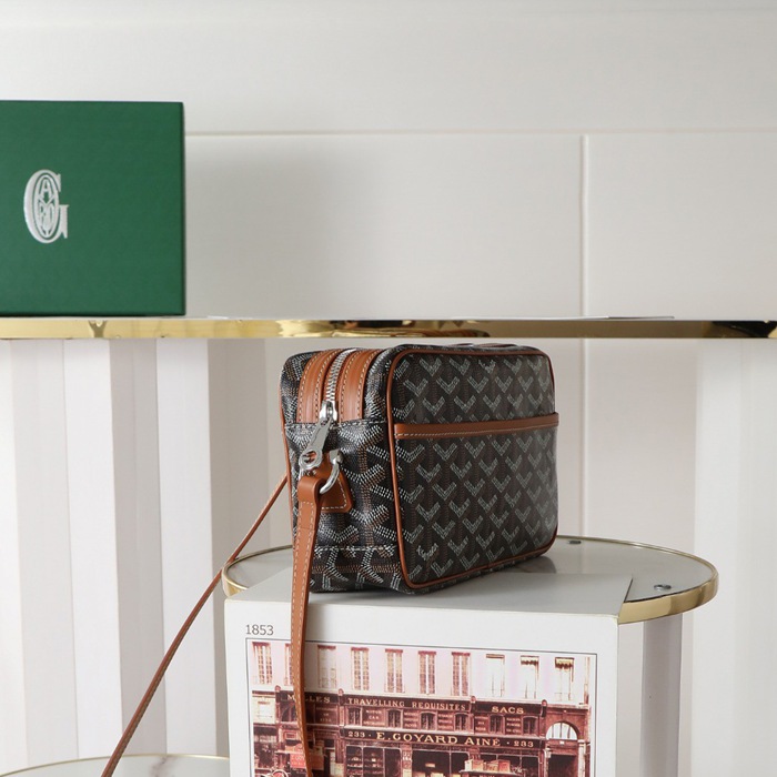 GOYARD カメラバッグ カーフレザー メンズ 22.5×13×7cm