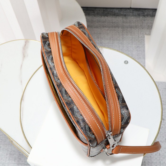 GOYARD カメラバッグ カーフレザー メンズ 22.5×13×7cm