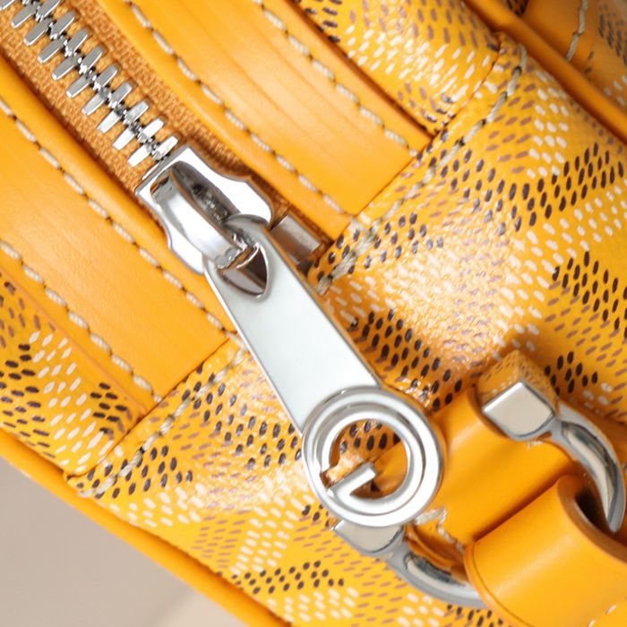 GOYARD カメラバッグ カーフレザー メンズ 22.5×13×7cm