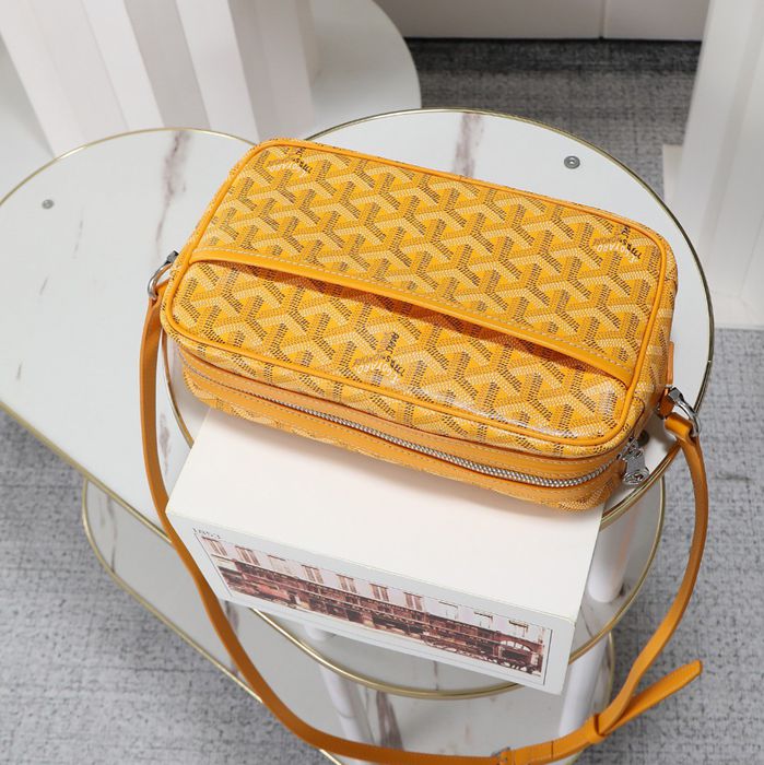 GOYARD カメラバッグ カーフレザー メンズ 22.5×13×7cm
