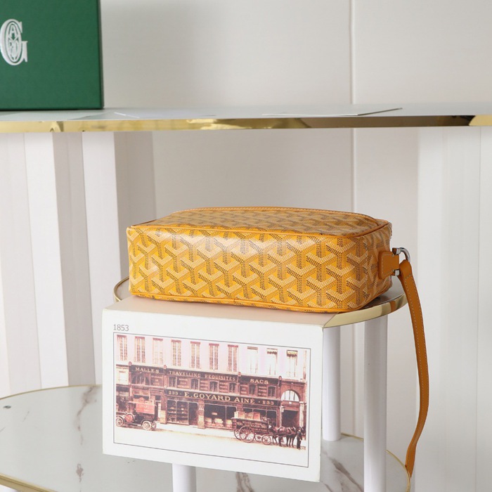 GOYARD カメラバッグ カーフレザー メンズ 22.5×13×7cm