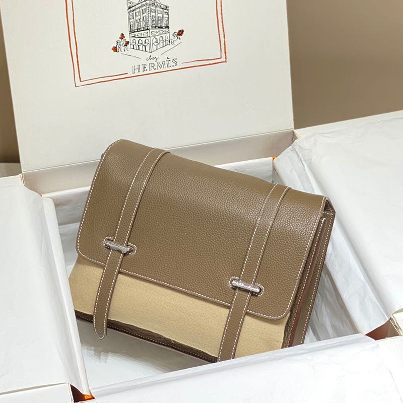 HERMES スティーブン ショルダーバッグ メンズ 30×25×10cm HERMES スティーブン ショルダーバッグ メンズ 30×25×10cm
