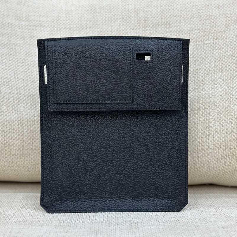 HERMES ハックアドス ショルダーバッグ 取り外しポーチ付き メンズ 18×23×6cm