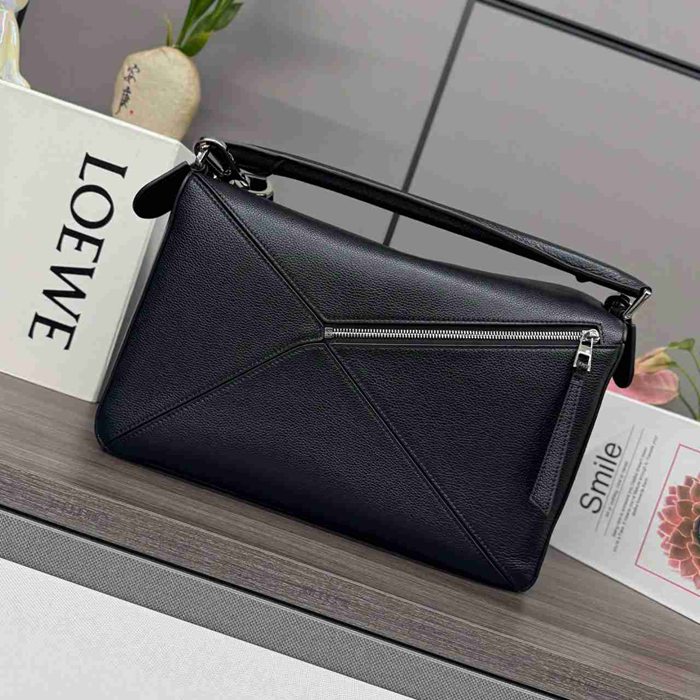 LOEWE パズル ラージ ディアスキン メンズ 32.5×23.5×14.5cm