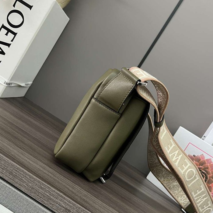 LOEWE ミリタリー メッセンジャーバッグ レザー×ジャカード メンズ 24.5×18×10.5cm