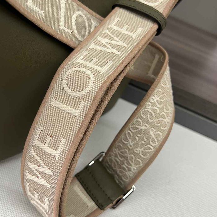LOEWE ミリタリー メッセンジャーバッグ レザー×ジャカード メンズ 24.5×18×10.5cm