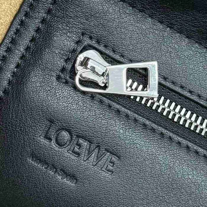 LOEWE フラメンコ サッチェル カーフレザー ユニセックス 20×13×6cm