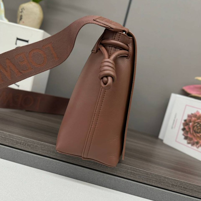 LOEWE フラメンコ サッチェル カーフレザー ユニセックス 34×24×12cm