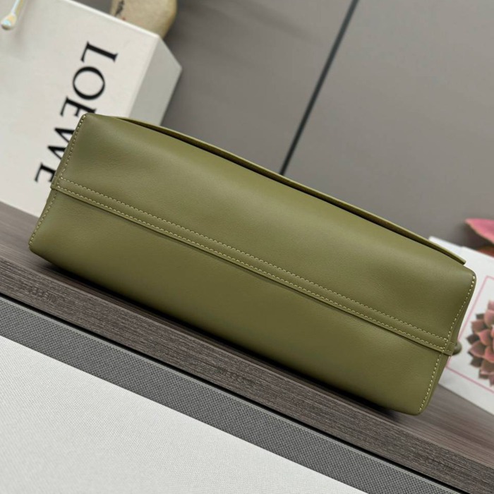LOEWE フラメンコ サッチェル カーフレザー ユニセックス 34×24×12cm