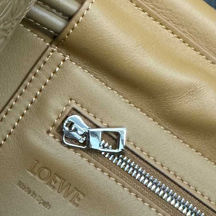 LOEWE フラメンコ サッチェル スエード レザー ユニセックス 34×24×12cm
