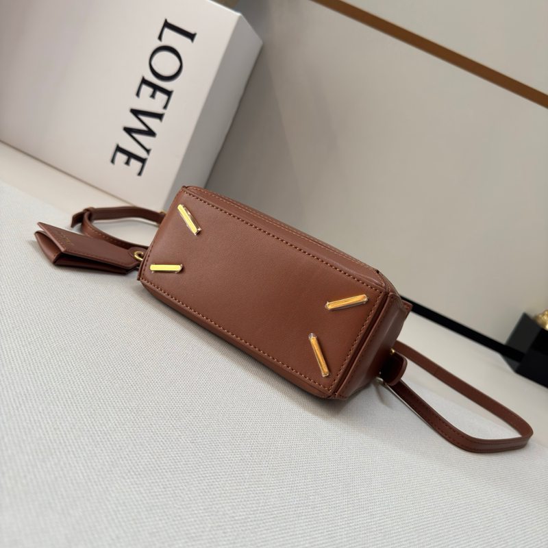 LOEWE フェザーライト パズル ミニ ナパラム レディース 17.5×12.5×7.5cm