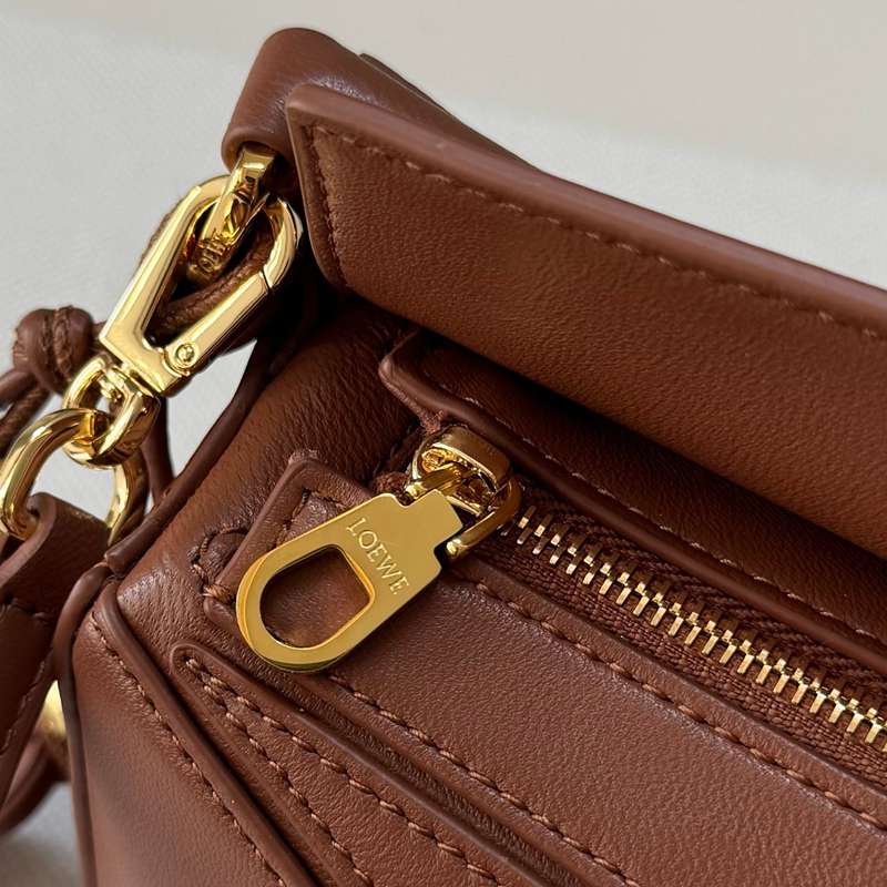 LOEWE フェザーライト パズル ミニ ナパラム レディース 17.5×12.5×7.5cm