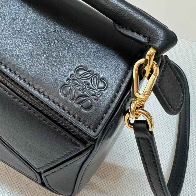LOEWE フェザーライト パズル ミニ ナパラム レディース 17.5×12.5×7.5cm