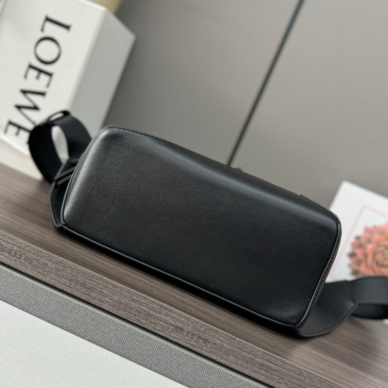 LOEWE パズル ウエストバッグ スモール メンズ 17×12×6cm