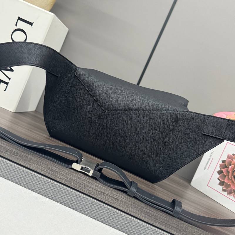 LOEWE パズル ウエストバッグ スモール メンズ 17×12×6cm