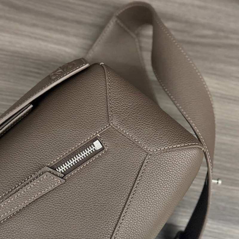LOEWE パズル ウエストバッグ スモール メンズ 17×12×6cm