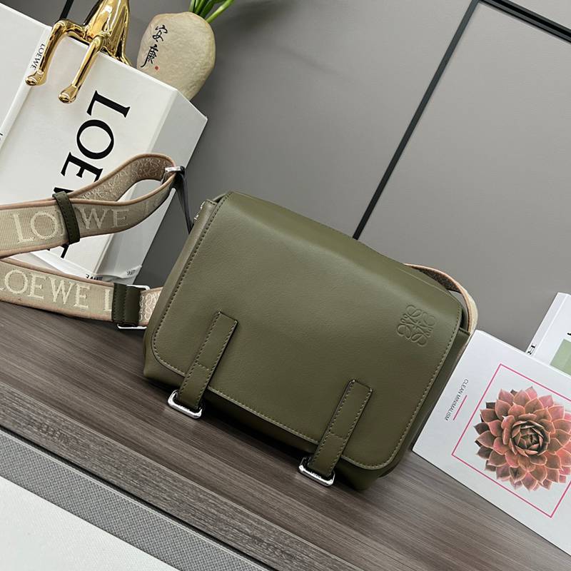 LOEWE ミリタリー メッセンジャーバッグ レザー×ジャカード メンズ 24.5×18×10.5cm