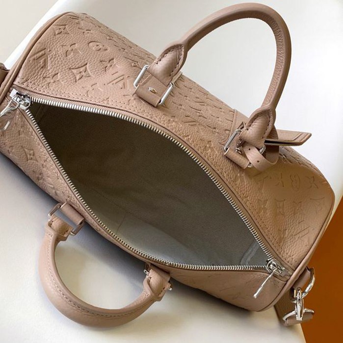 LOUIS VUITTON キープオール バンドリエール 35 モノグラムエクリプス メンズ 34×21×16cm