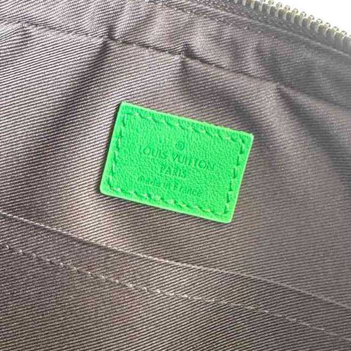 LOUIS VUITTON トリオ メッセンジャーバッグ モノグラムエクリプス メンズ 25×18.5×7cm