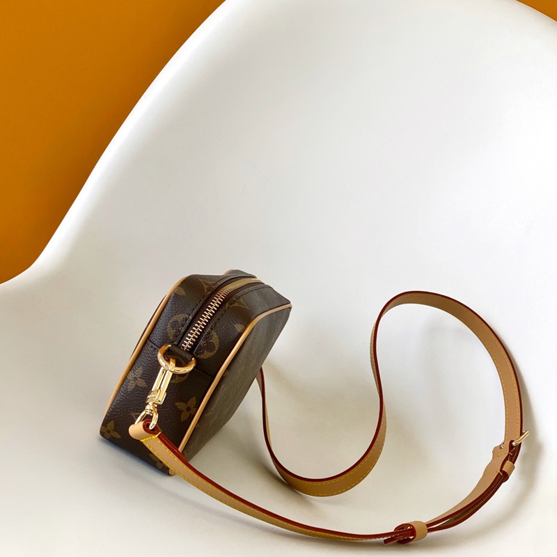 LOUIS VUITTON トロカデロ ミニ モノグラム キャンバス ショルダーバッグ メンズ 20×13×6.5cm