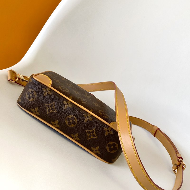 LOUIS VUITTON トロカデロ ミニ モノグラム キャンバス ショルダーバッグ メンズ 20×13×6.5cm