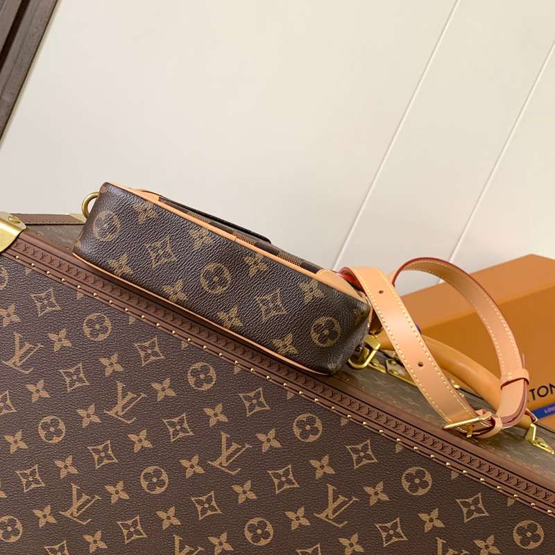 LOUIS VUITTON トロカデロ ミニ モノグラム キャンバス ショルダーバッグ メンズ 20×13×6.5cm