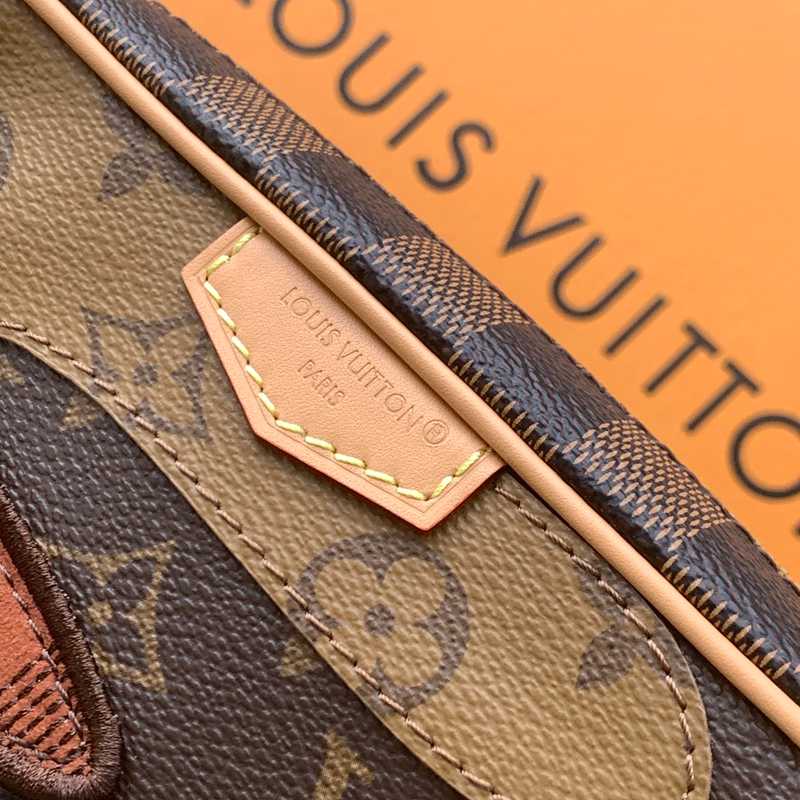 LOUIS VUITTON トロカデロ ミニ モノグラム キャンバス ショルダーバッグ メンズ 20×13×6.5cm