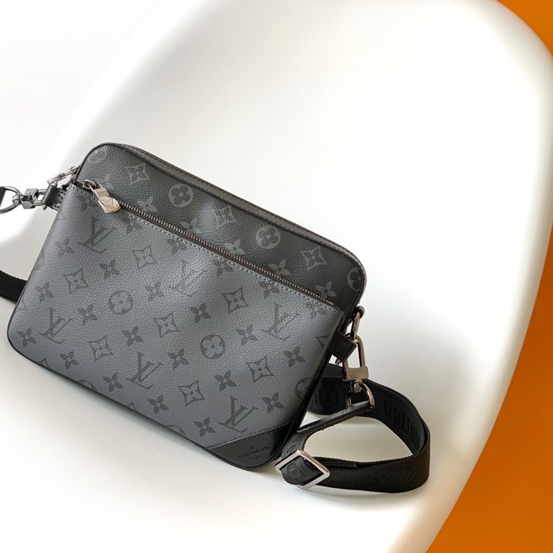 LOUIS VUITTON トリオ メッセンジャーバッグ モノグラムエクリプス メンズ 25×18.5×7cm