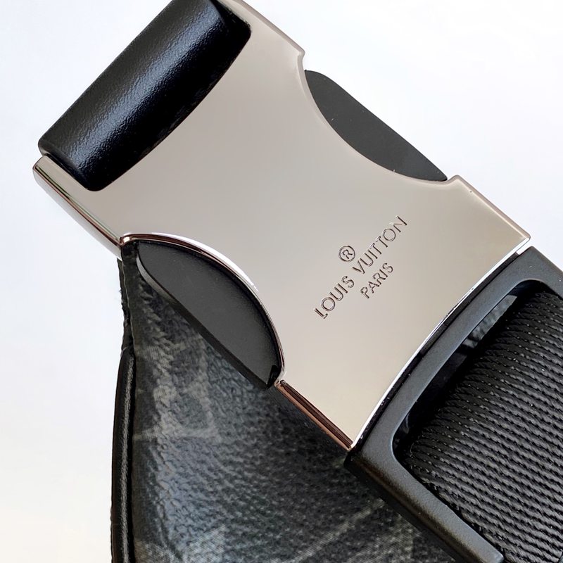 LOUIS VUITTON ディスカバリー ウエストバッグ モノグラムエクリプス メンズ 44×15×9cm