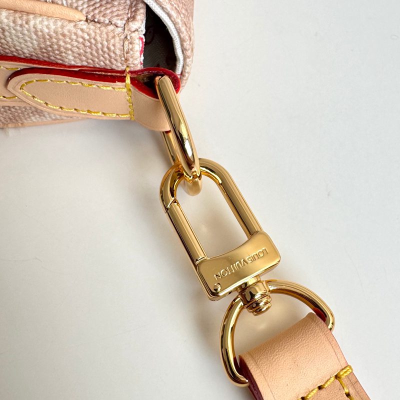 LOUIS VUITTON エスケープ ショルダーバッグ モノグラム メンズ 30×21×7cm