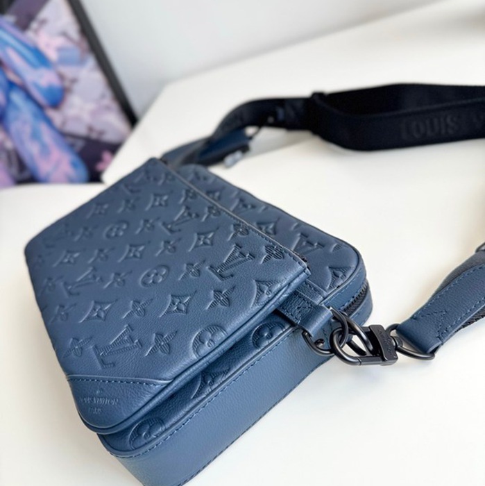 LOUIS VUITTON トリオ メッセンジャーバッグ メンズ 25×18.5×7cm