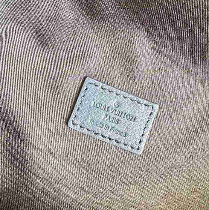 LOUIS VUITTON ラッシュ ウエストバッグ メンズ 30×15×8cm