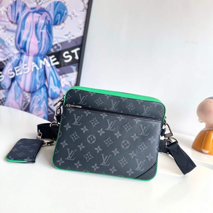 LOUIS VUITTON トリオ メッセンジャーバッグ メンズ 25×18.5×7cm