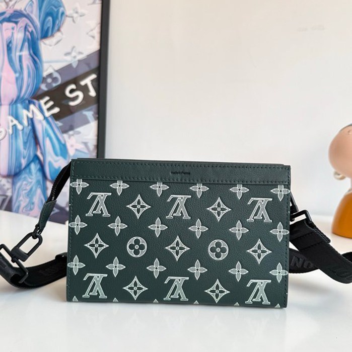 LOUIS VUITTON ガストン ミニ ショルダーバッグ メンズ 22×14.5×4.5cm
