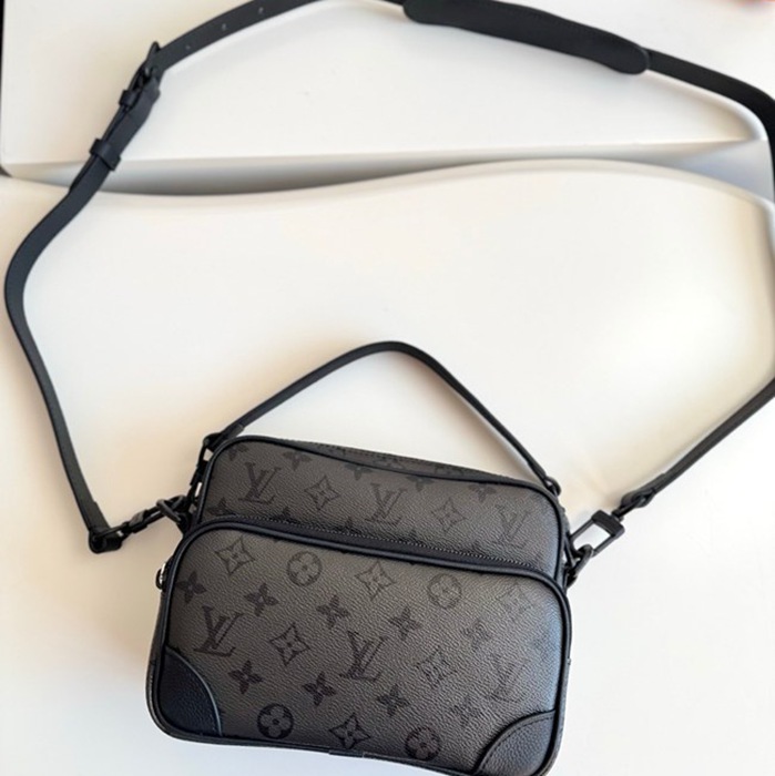 LOUIS VUITTON ニル ショルダーバッグ メンズ 25×17.5×11cm