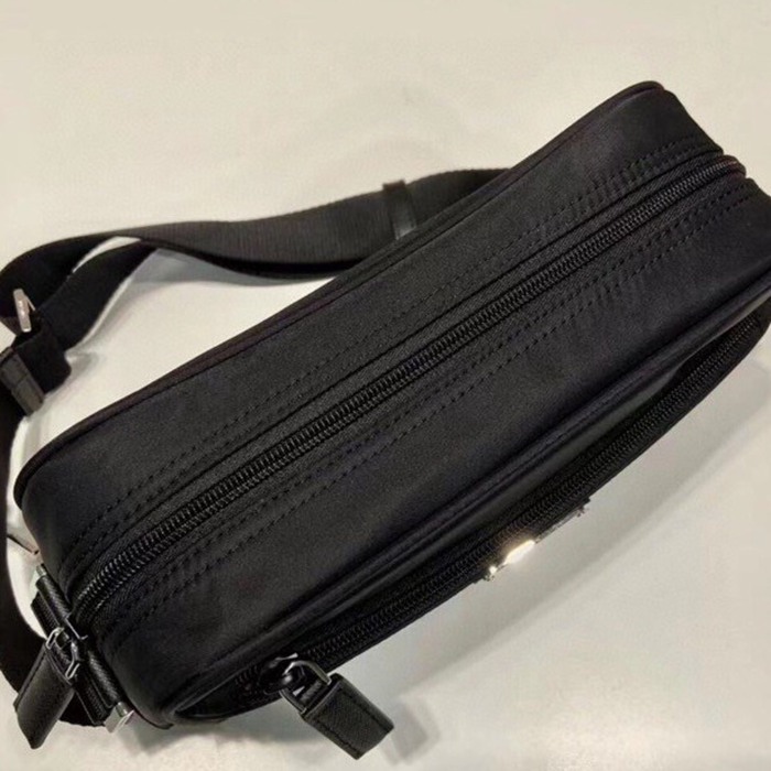 PRADA スリーインワン ショルダーバッグ ユニセックス 23×15×7cm
