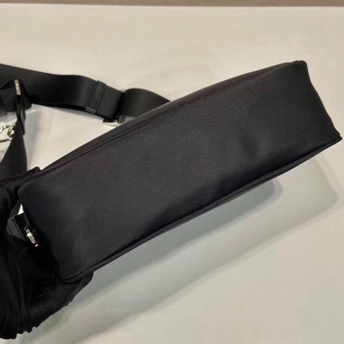 PRADA スリーインワン ショルダーバッグ ユニセックス 23×15×7cm