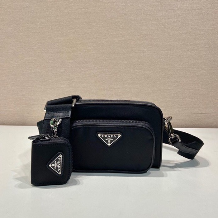 PRADA ショルダーバッグ リサイクルナイロン ユニセックス 18×11.5×5cm