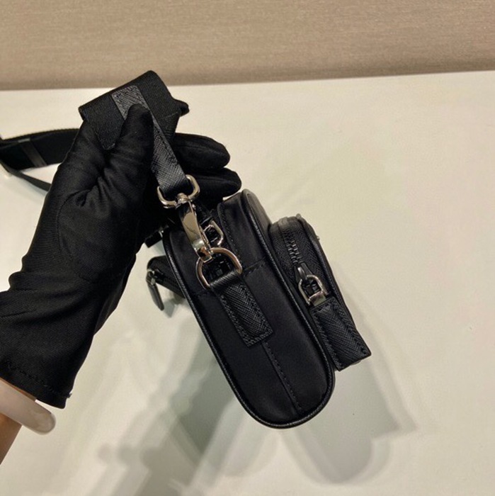 PRADA ショルダーバッグ リサイクルナイロン ユニセックス 18×11.5×5cm