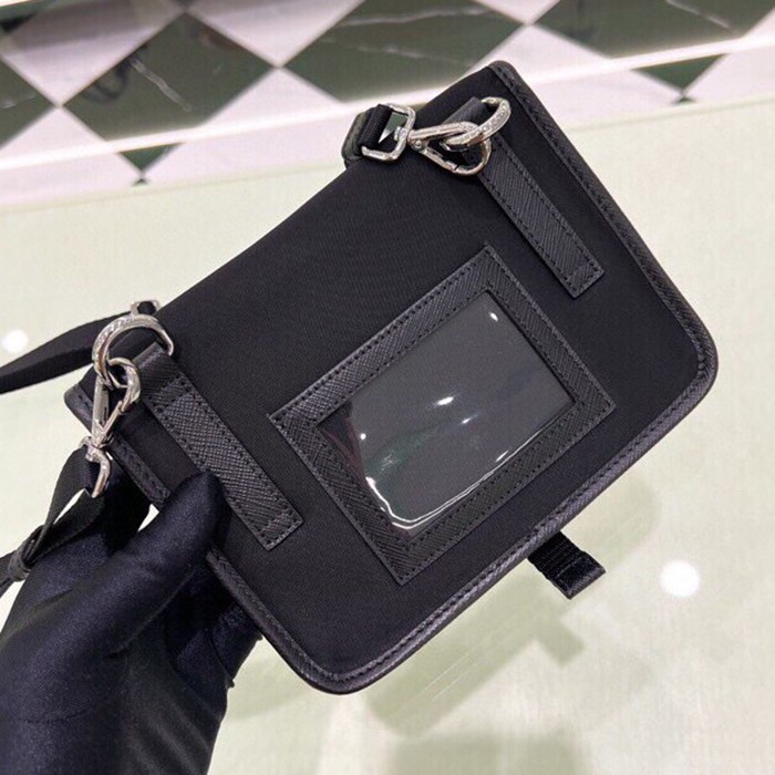 PRADA スマホポーチ パラシュートナイロン サフィアーノ メンズ 18×12.5×2.5cm
