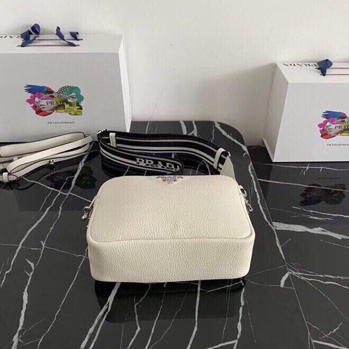 PRADA ショルダーバッグ ディアスキンレザー デュアルストラップ メンズ 22×14×8cm