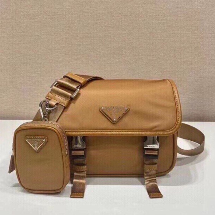 PRADA スリーインワン メッセンジャーバッグ ユニセックス 22×16×8.5cm