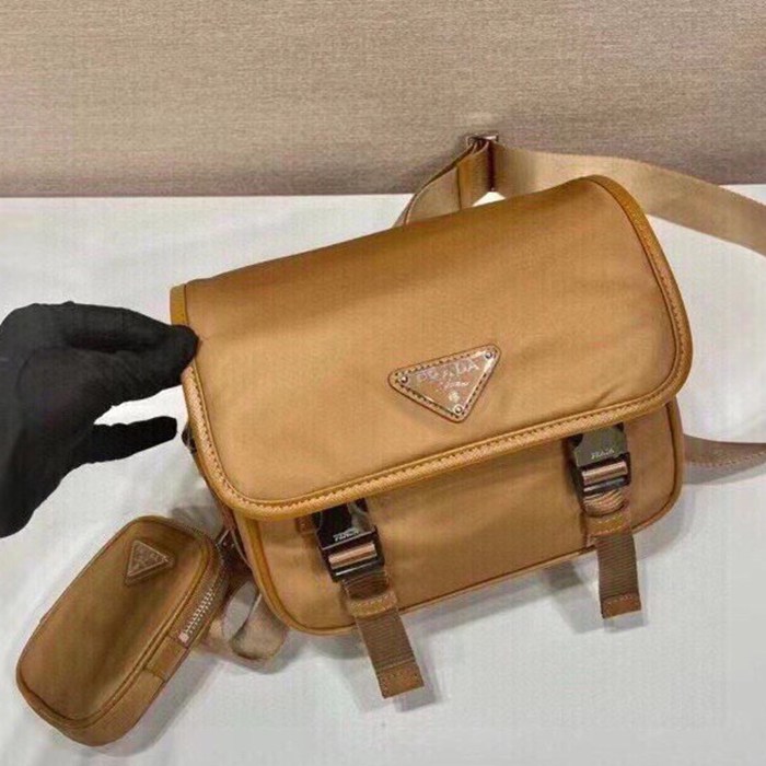 PRADA スリーインワン メッセンジャーバッグ ユニセックス 22×16×8.5cm