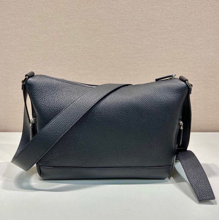 PRADA ショルダーバッグ レザー メンズ 26×23×11cm