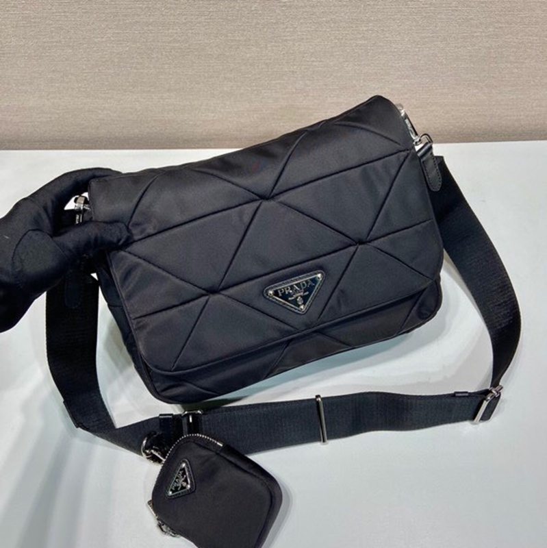 PRADA スリーインワン ショルダーバッグ リサイクルナイロン レディース 24×24×8.5cm
