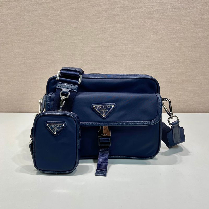 PRADA メッセンジャーバッグ リサイクルナイロン メンズ 22×16×5cm