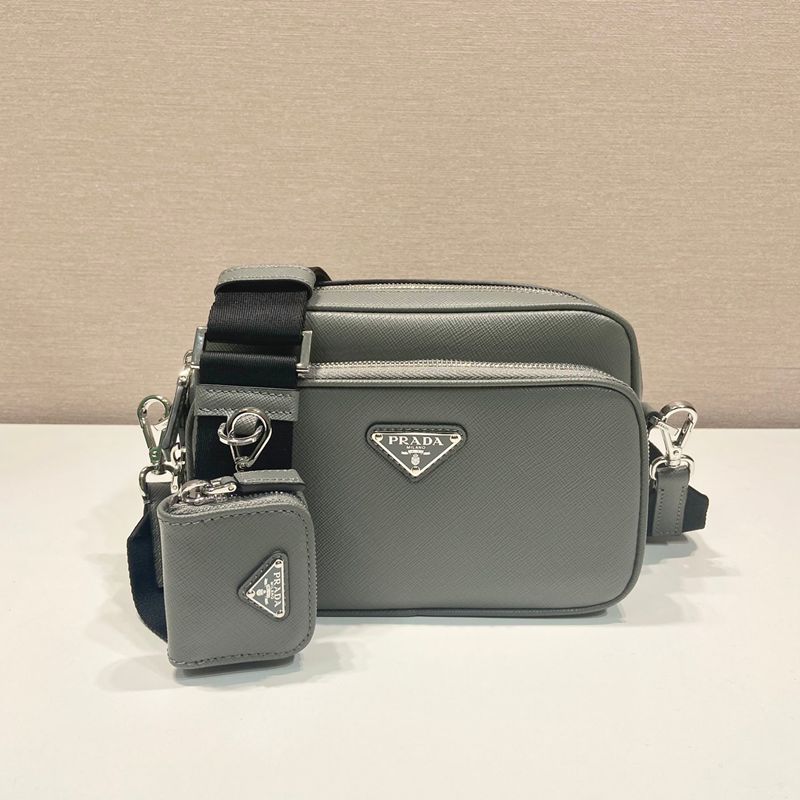 PRADA ショルダーバッグ サフィアーノレザー メンズ 20×13.5×7cm