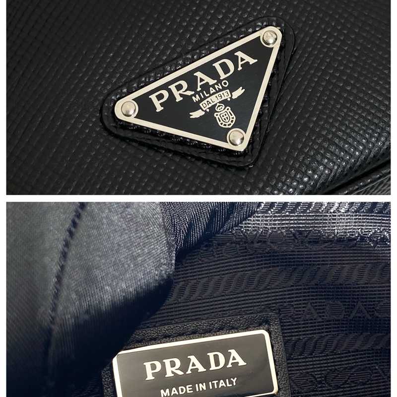 PRADA ショルダーバッグ サフィアーノレザー 刺繍テープ付き メンズ 19×16×5.5cm