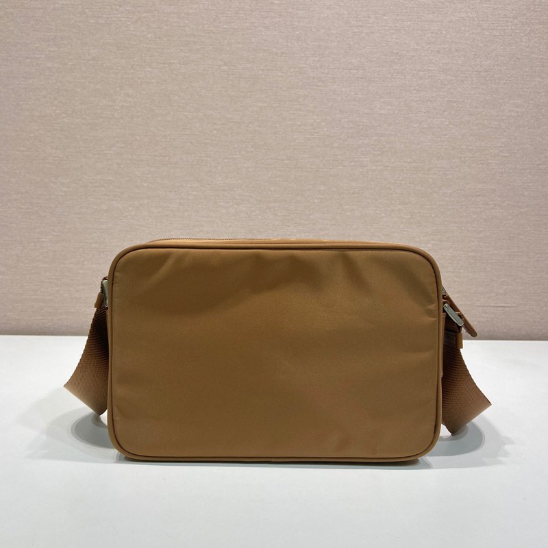 PRADA スリーインワン ショルダーバッグ ユニセックス 23×15×7cm